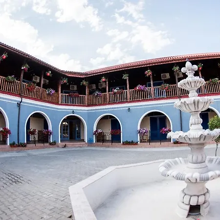 Hacienda Santa Maria * コスティネシュティ